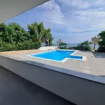 Appartamento Leptirić *