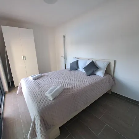 Apartment Leptiric *