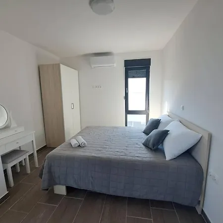 Leptirić Vir