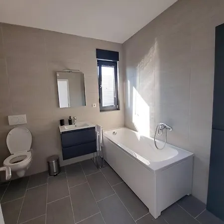 Leptirić Vir