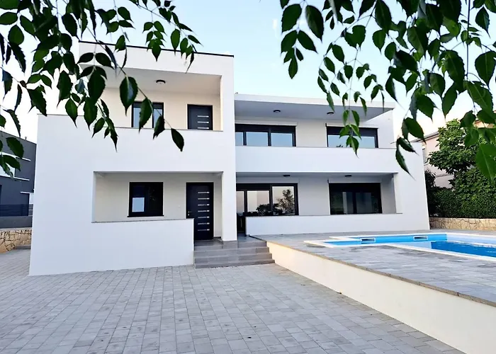 Διαμέρισμα Leptiric