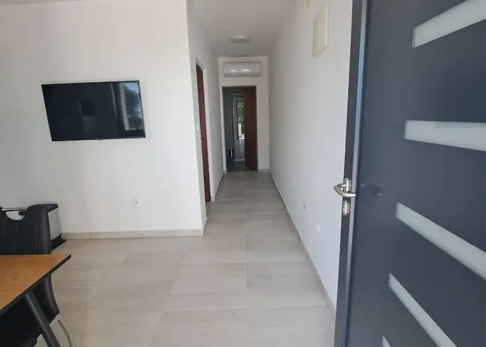 Leptiric Διαμέρισμα *